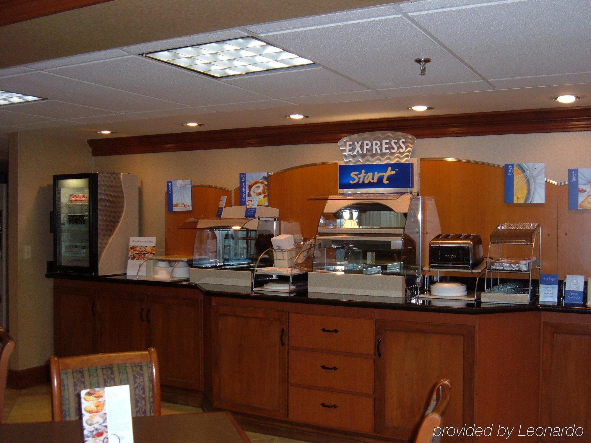 Clarion Inn Cranberry Township Restaurant photo