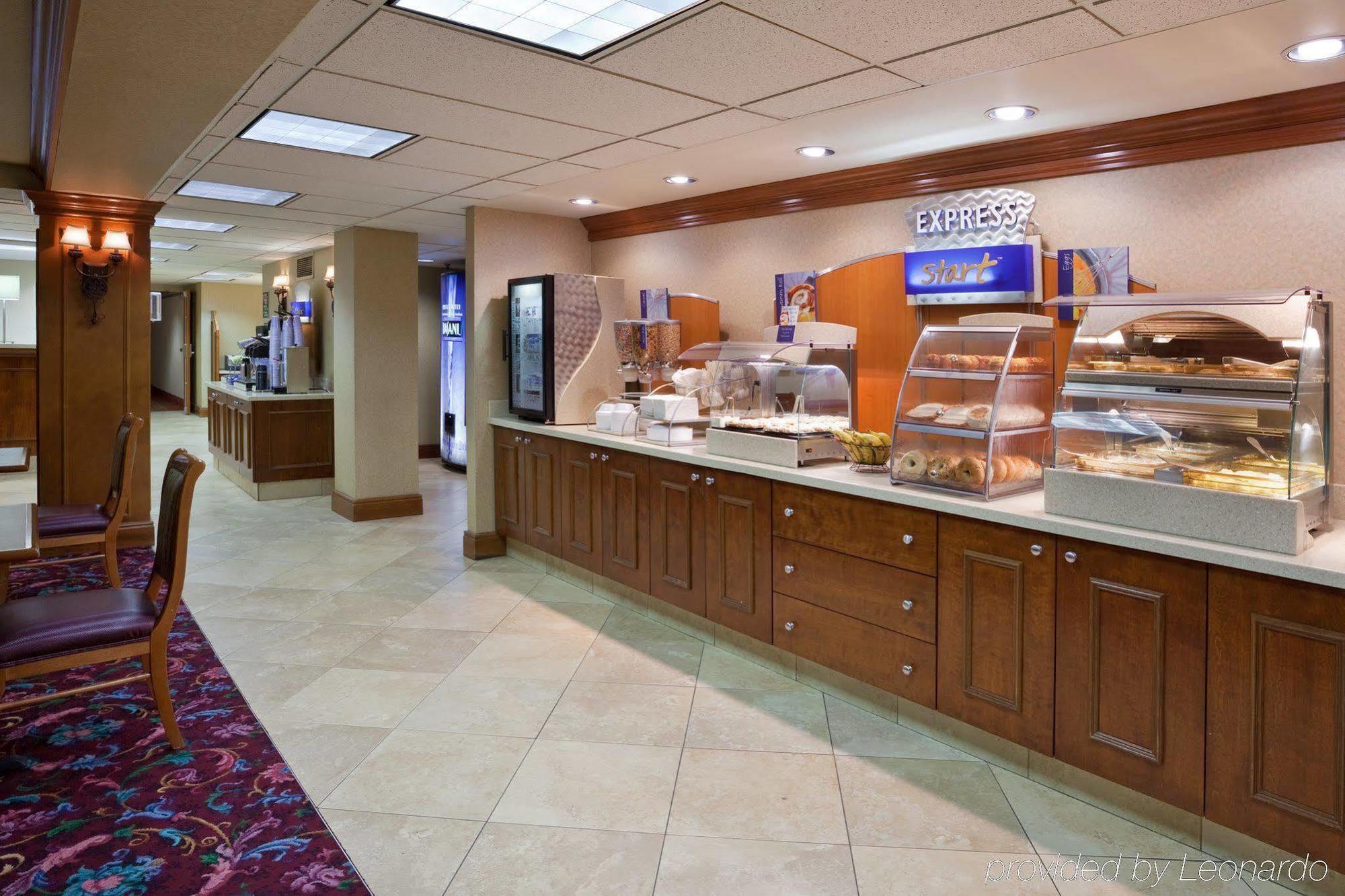 Clarion Inn Cranberry Township Exterior photo