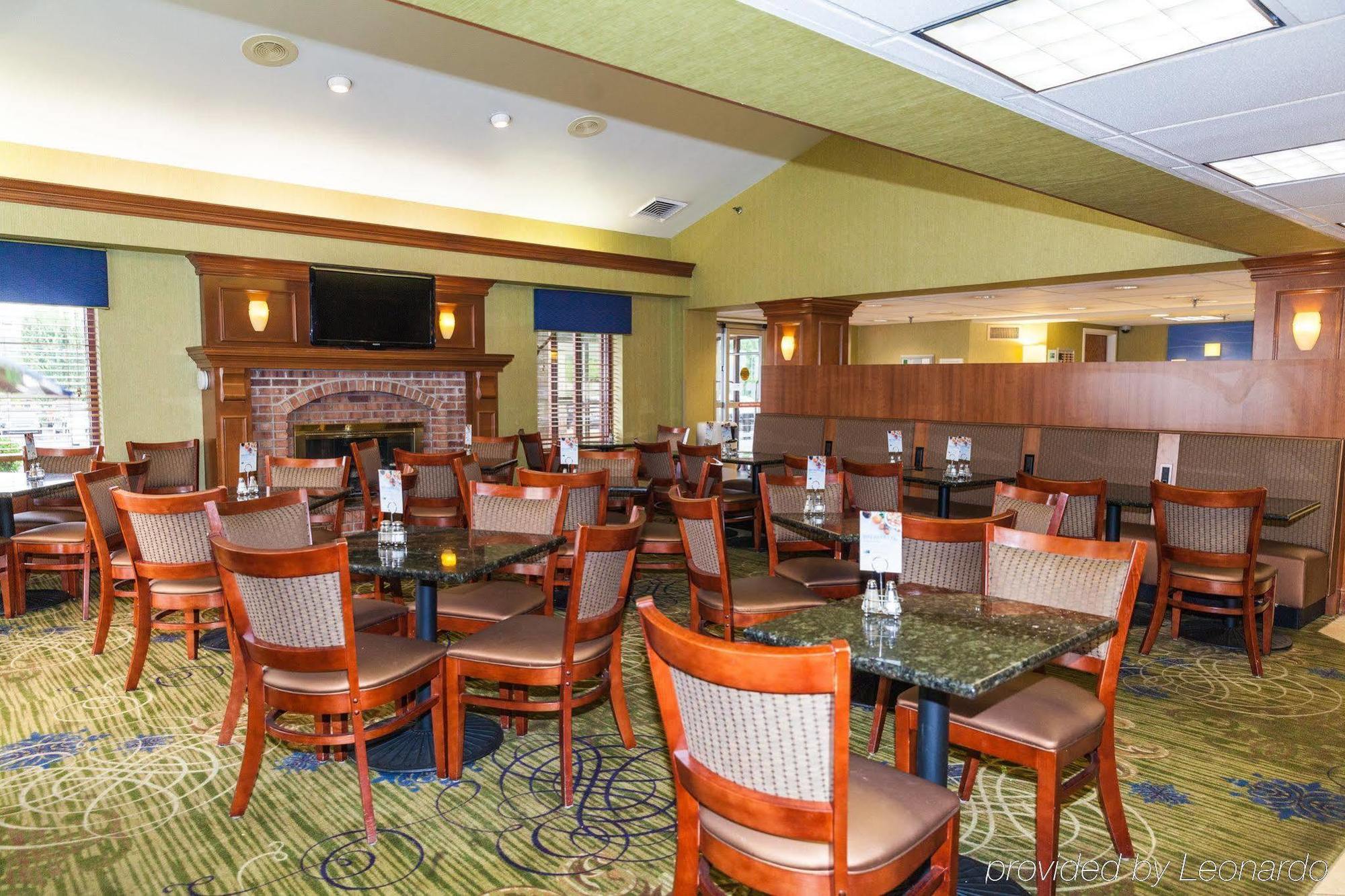 Clarion Inn Cranberry Township Exterior photo